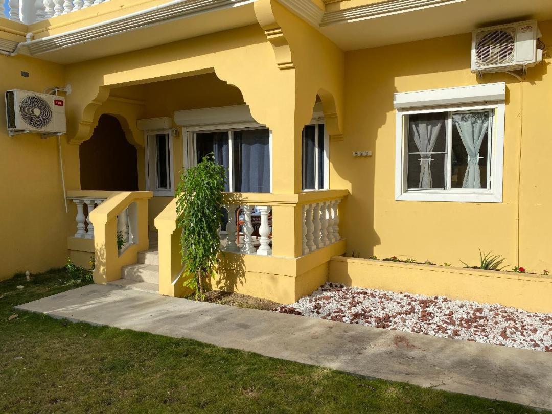 Lovely 2 Bedroom Apartment In Quiet Neighborhood! Филипсбург Екстериор снимка